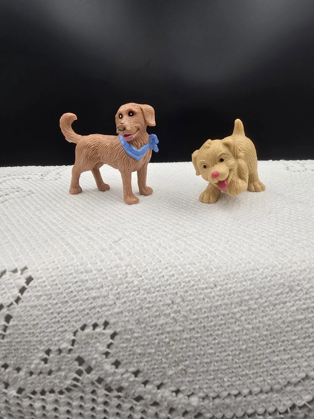 Fisher-Price Brown and Tan Dog Figurine Playset with Blue Bandana
